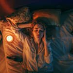 Ce înseamnă când visezi mortul viu