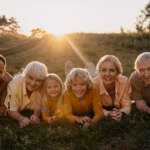 Ce înseamnă când visezi morții din familie